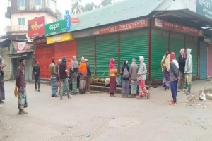 শীতে বিপর্যস্ত সুনামগঞ্জ, দুর্ভোগে হাওরাঞ্চলের মানুষ