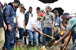 সিলেটে বাসিয়া নদী পুনঃখনন কাজের উদ্বোধন করলেন প্রধানমন্ত্রী