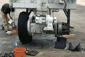 সিলেট ওসমানী বিমানবন্দরে বোর্ডিং ব্রিজের চাকা ফেটে একজন নিহত