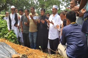 সীমান্তে হত্যা বন্ধে লংমার্চের হুঁশিয়ারি নাসীরুদ্দীন পাটওয়ারীর