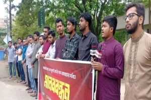 জুলাই সনদ বাস্তবায়নের দাবিতে শাবিপ্রবিতে ইনকিলাব মঞ্চের মানববন্ধন