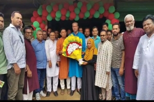 দোয়ারাবাজারে জেলা পরিষদ প্রশাসক মিজানুর রহমান চৌধুরীকে সংবর্ধনা