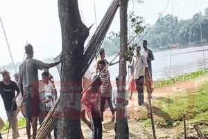 সুনামগঞ্জে আগ্নেয়াস্ত্র হাতে দুই যুবকের মহড়া, ফাঁকা গুলি ছোড়ার অভিযোগ