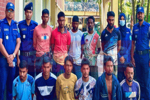 অবৈধ বালু উত্তোলনকালে কোম্পানীগঞ্জে ১১ জনের জেল, ৮ নৌকা জব্দ