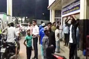 সিলেটে পেট্রোল পাম্প ধর্মঘট প্রত্যাহার, তবে ডিপো থেকে তেল উত্তোলন বন্ধের ঘোষণা