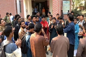 শাকসু নির্বাচন স্থগিত চেয়ে হাইকোর্টে রিট, পাল্টাপাল্টি কর্মসূচিতে উত্তাল শাবিপ্রবি