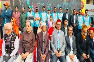 ৫৬ বছর পর কুলাউড়া সরকারি কলেজে পুনর্মিলনীতে মিলনমেলা