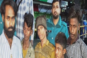 সিলেট নগরীতে ড্রেনে লুকিয়েও পার পেল না ৭ ছিনতাইকারী