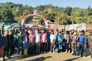 সিলেট-সুনামগঞ্জ সীমান্ত দিয়ে অবৈধভাবে ভারতে প্রবেশ : দেশে ফিরলেন ১৭ বাংলাদেশী