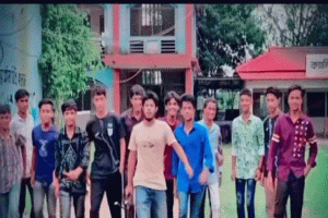 হাফছা মজুমদার কলেজে অস্ত্রহাতে মহড়ার ছবিতে তোলপাড়