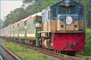 আড়াই ঘণ্টা বন্ধ ছিল সিলেটের রেল যোগাযোগ