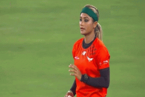 জাহানারার পাশে ক্রীড়া উপদেষ্টা