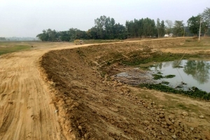 জগন্নাথপুরে অক্ষত বাঁধে ৫ লাখ টাকার প্রকল্প
