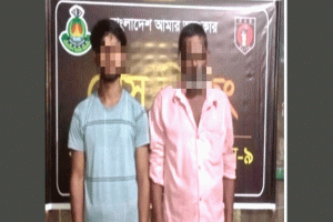 শ্রীমঙ্গলে পাচারকালে কাঠ বোঝাই পিকআপসহ আটক ২