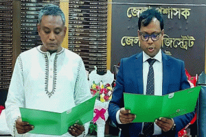 শপথ নিলেন বালাগঞ্জ সদর ইউনিয়ন পরিষদের চেয়ারম্যান মুনিম