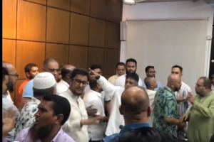 সিলেট চেম্বার নির্বাচনে স্থগিতাদেশ ঘিরে হাতাহাতি, উত্তেজনা
