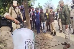 সিলেটের স্কুলের গ্যাস বেলুন উড়ে গিয়ে পড়লো ভারতে, সাময়িক আতঙ্ক