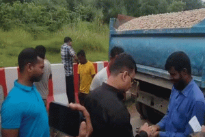 সাদা পাথর লুট : সিলেটে অভিযানে ৩৫ হাজার ঘনফুট পাথর উদ্ধার