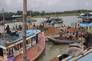 তাহিরপুরে যাদুকাটা ও পাটলাই নদীর ছয়টি ঘাটে রসিদবিহীন অতিরিক্ত টোল আদায়