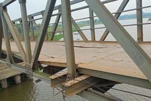 জগন্নাথপুরে নলজুর নদীর স্টিল সেতু আবারও দেবে যোগাযোগ বিচ্ছিন্ন