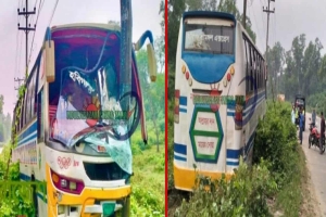 শ্রীমঙ্গলে বাস নিয়ন্ত্রণ হারিয়ে বৈদ্যুতিক খুঁটিতে ধাক্কা, আহত কয়েকজন
