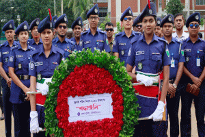 মৌলভীবাজারে জুলাই শহিদ দিবসে পুলিশ সুপারের নেতৃত্বে শ্রদ্ধাঞ্জলি