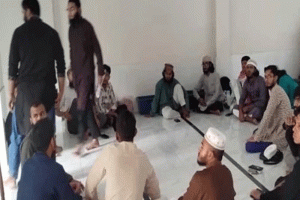 জঙ্গি সন্দেহে কলেজের মসজিদ থেকে ২৩ জনকে আটক
