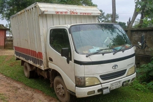নবীগঞ্জে কাভার্ডভ্যান চাপায় বৃদ্ধের মৃত্যু