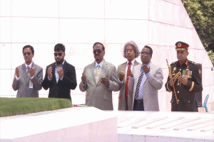 জিয়াউর রহমান ও খালেদা জিয়ার কবরে ভারপ্রাপ্ত রাষ্ট্রপতির শ্রদ্ধা